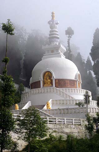 darjeeling-peace-pagoda.jpg